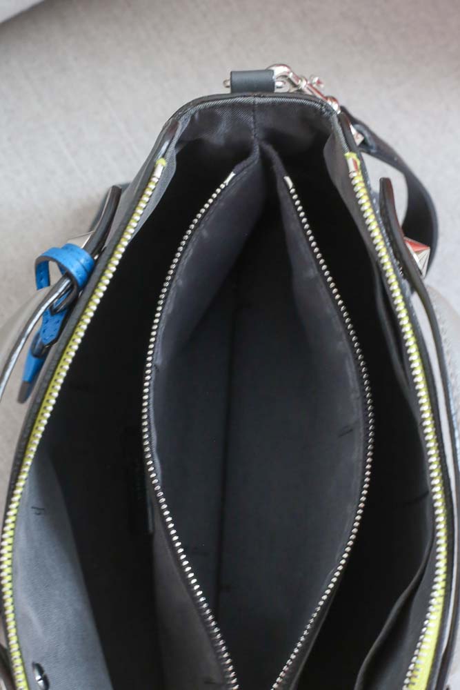 Fendi Handtasche aus grauem Leder mit abnehmbarem Schulterriemen, Original Box und Staubbeutel, sehr guter Zustand, handaufbereitet in Wien – Borsa Nera