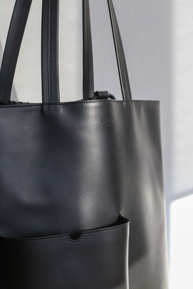 Sagan Vienna Pazar Book Tote aus schwarzem Glattleder, perfekter Zustand, frisch gereinigt und gepflegt – Borsa Nera Wien