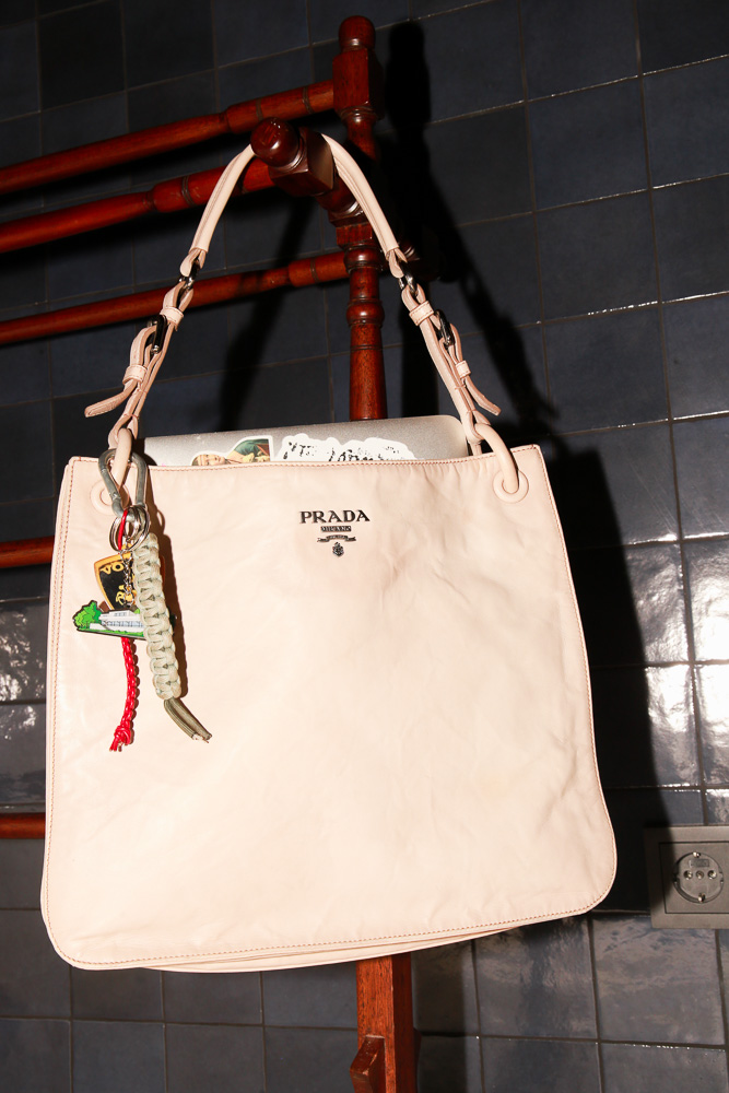 Prada Schultertasche